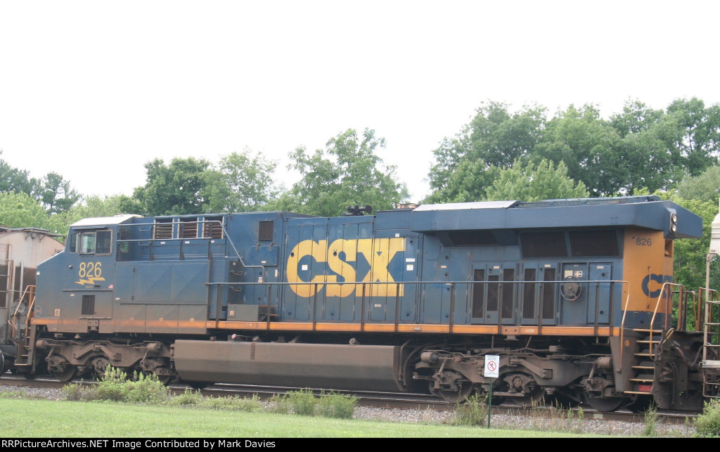 CSX 826